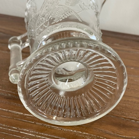 Vintage Glass Good Luck Creamer American Patterned Glass - Picture 3 of 10